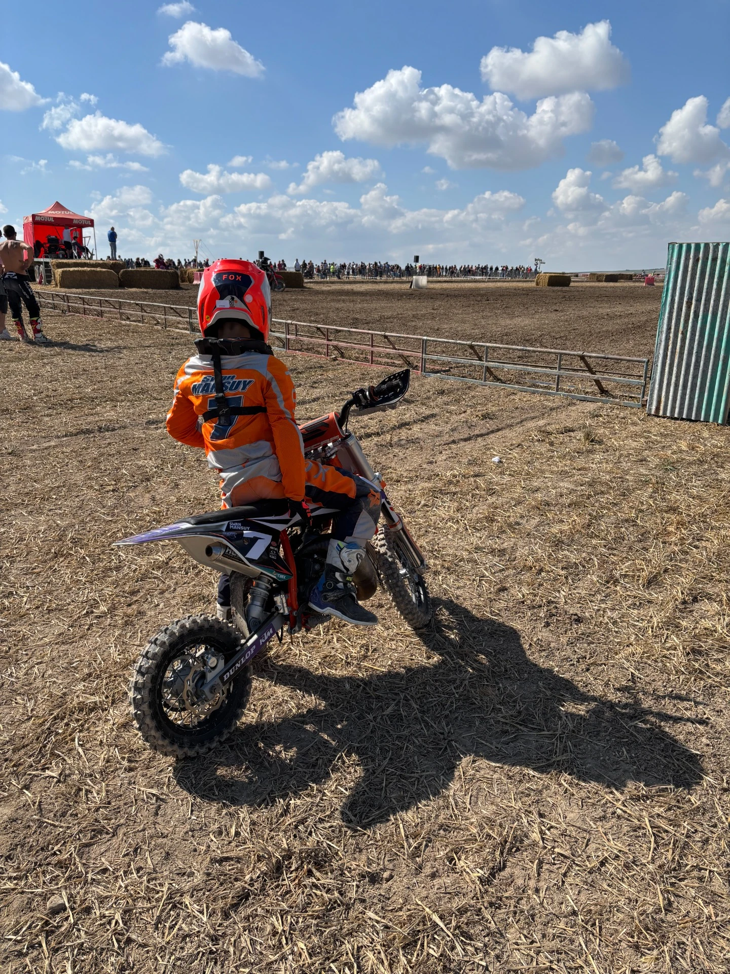 Illustration atelier motocross
